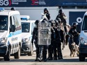„Демократиите не можат да преживеат во 21 век; автократиите ќе владеат со светот“