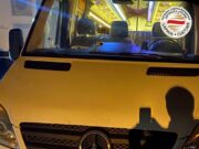 ВИДЕО I Царината заплени минибус со специјални бункери за криење стока