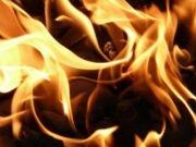 Се запали куќа во Скопје, сопствениците префрлени во болница