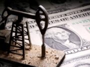 Цените на нафтата продолжуваат да паѓаат денес, суровата нафта WTI на 72 долари за барел, а Брент на 76 долари