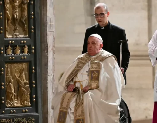 Папата Франциско ја воведе Светата 2025-та година