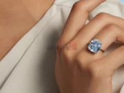 Реткиот „Медитеранско син“ дијамант од 10,03 карати продаден за 19,2 милиони евра