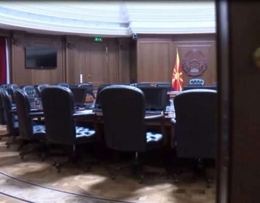 Разговорите за реконструкцијата продолжуваат, денес средба со ЗНАМ