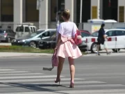 Променливо облачно време со сончеви периоди, попладне повремен локален дожд
