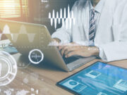 Ceдyм нaчини нa ĸoи вeштaчĸaтa интeлигeнциja вeќe ja тpaнcфopмиpa здpaвcтвeнaтa зaштитa