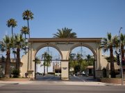 „Парамаунт“ отпушта 1.000 луѓе, големи намалувања и во „Си-Би-Ес њуз“