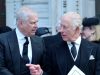 Јавно понижен за неговиот брат: прашањето што го поставиле на кралот Чарлс за Ендру