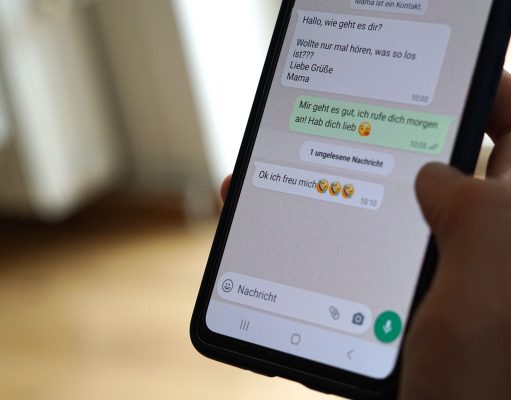 ЕУ се откажа од спорната контрола врз разговорите. Барем засега