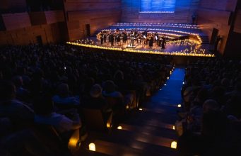 Охридско лето со свечена премиера во Скопје: „Профундис“ и Петар Пејчиќ во концерт под свеќи