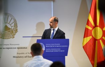 Прво да ги затоплиме односите, па ќе размислуваме за трет протокол или за друг начин со Софија, вели Муртезани Орхан Муртезани