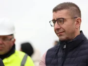 Доколку фирмата што ги ангажирала за работа во странство платила данок, граѓаните нема да треба да го сторат тоа, вели Мицкоски