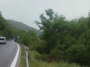 Возило со 6 лица излетало од автопатот Скопје–Велес