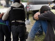 Двајца косовски државјани криумчареле мигранти, заработија 30-дневен притвор