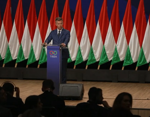 Унгарија уставно го ограничува мандатот на премиерот