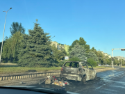 Возило се запали на булеварот „Јане Сандански“