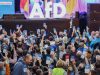 Десничарите постојано водат на анкетите