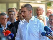 До крајот на месецов ќе заврши реконструкцијата, Мицкоски планира промени и во другите ешалони