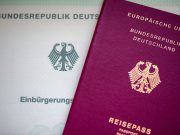 Повеќе од 50.000 жртви на нацистите и нивните потомци добија државјанство