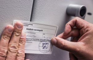 Даночна политика: Чесните луѓе не треба да изгледаат глупаво