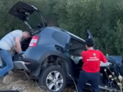 (ВИДЕО) Мајка, татко и бебе загинаа во сообраќајна несреќа на Халкидики
