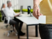 Србија: 44,9 проценти би гласале за студенти, 35,7 проценти за СНС: Нова анкета на CRTA го покажа расположението на граѓаните