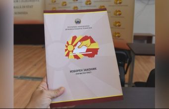 Власта е по секоја цена ЗА гласањето на дијаспората, опозицијата обвинува за изборна кражба-нема договор!