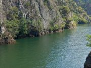 Момчиња пливале во Треска и биле однесени од надојдената вода поради испуст на браната Матка