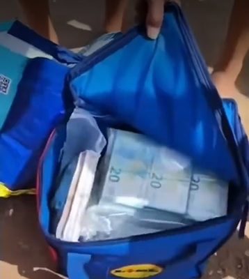 Од брод кај Сицилија фрлени 750.000 евра во морето (ВИДЕО)